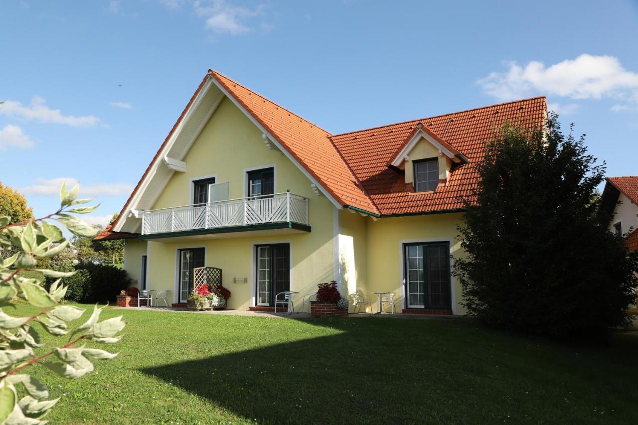 Sonntagsberg Hof Familie Fiedler Hotel Bad Waltersdorf Exterior photo